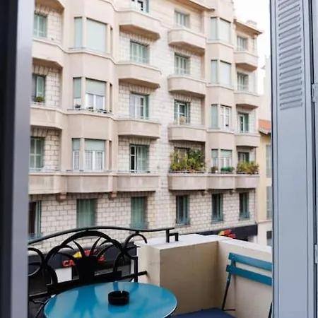 New Stylish 2 Min From The نيس