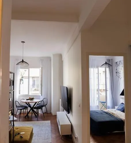 New Stylish 2 Min From The 아파트