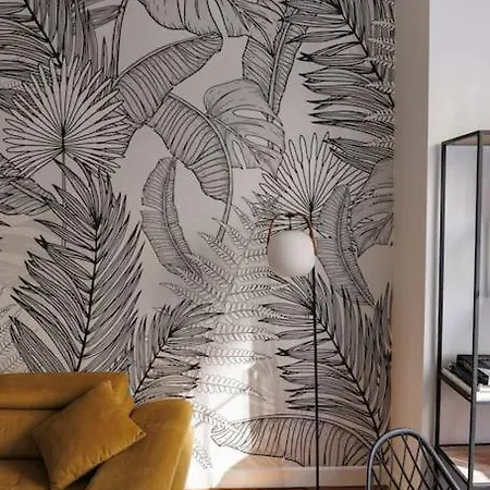 New Stylish 2 Min From The Apartman *